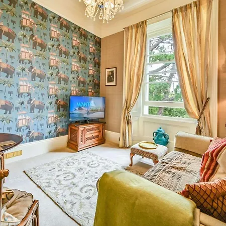 Muntham Luxury Holiday Apartments Torquay Exterior photo