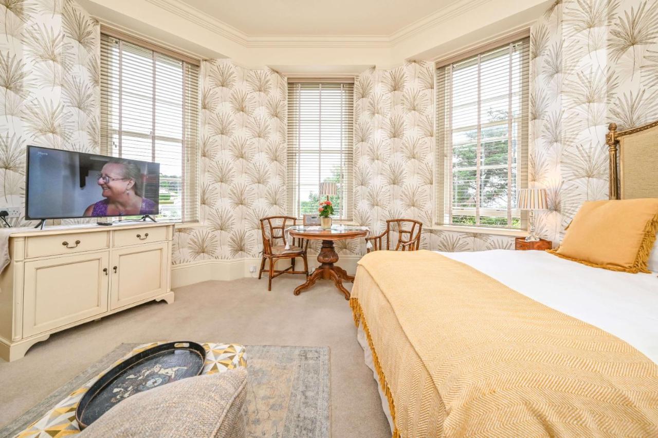 Muntham Luxury Апартаменты Торки