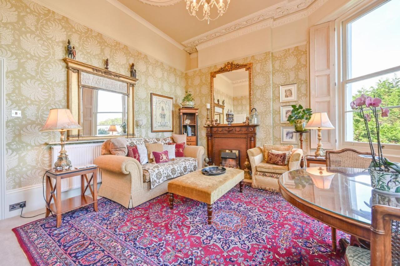 Muntham Luxury Торки