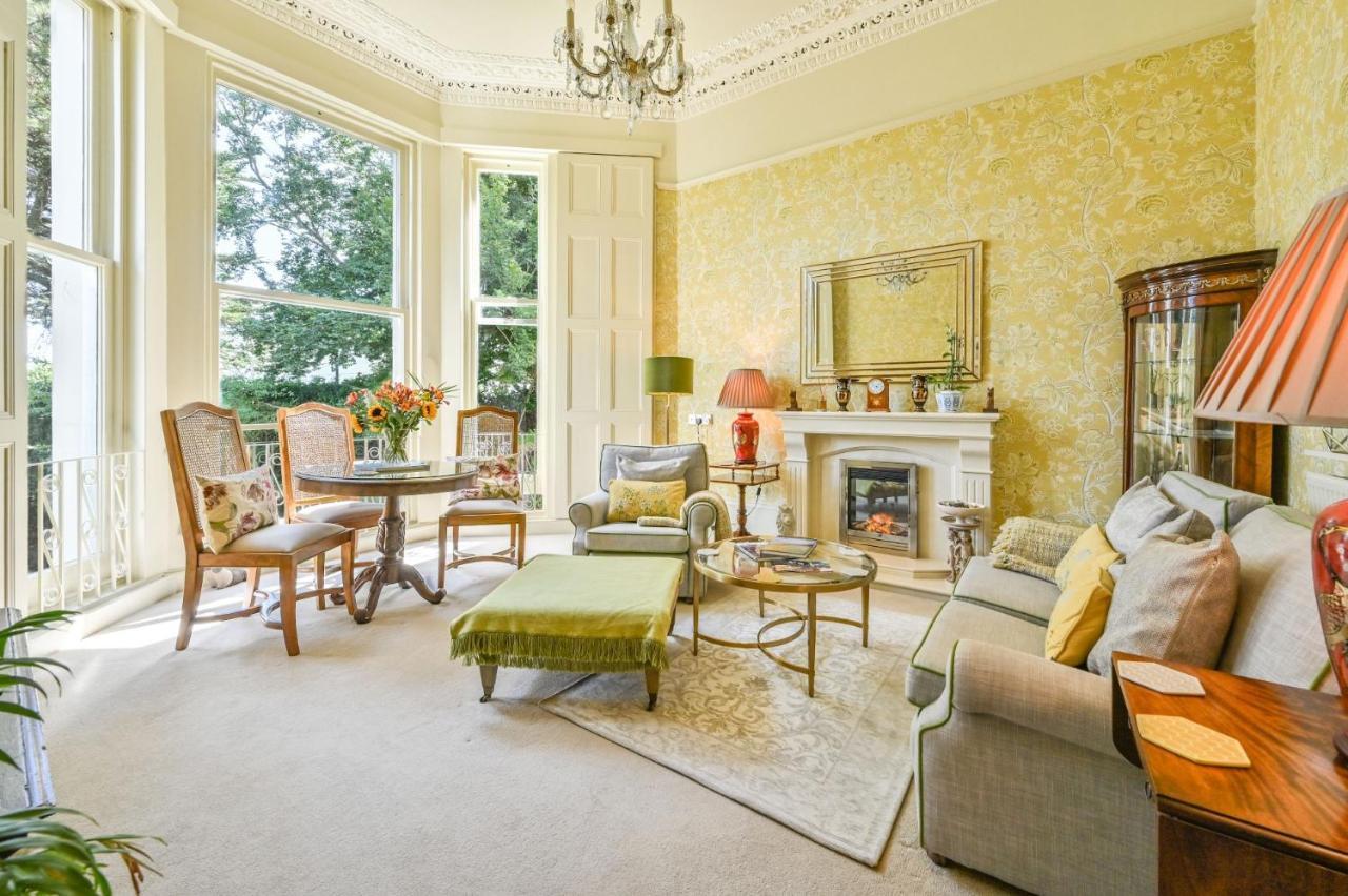 Muntham Luxury Торки